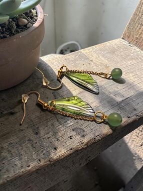 Green Leaf Dangle Earrings with Gold Chain